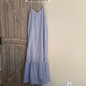Maxi maternity dress
